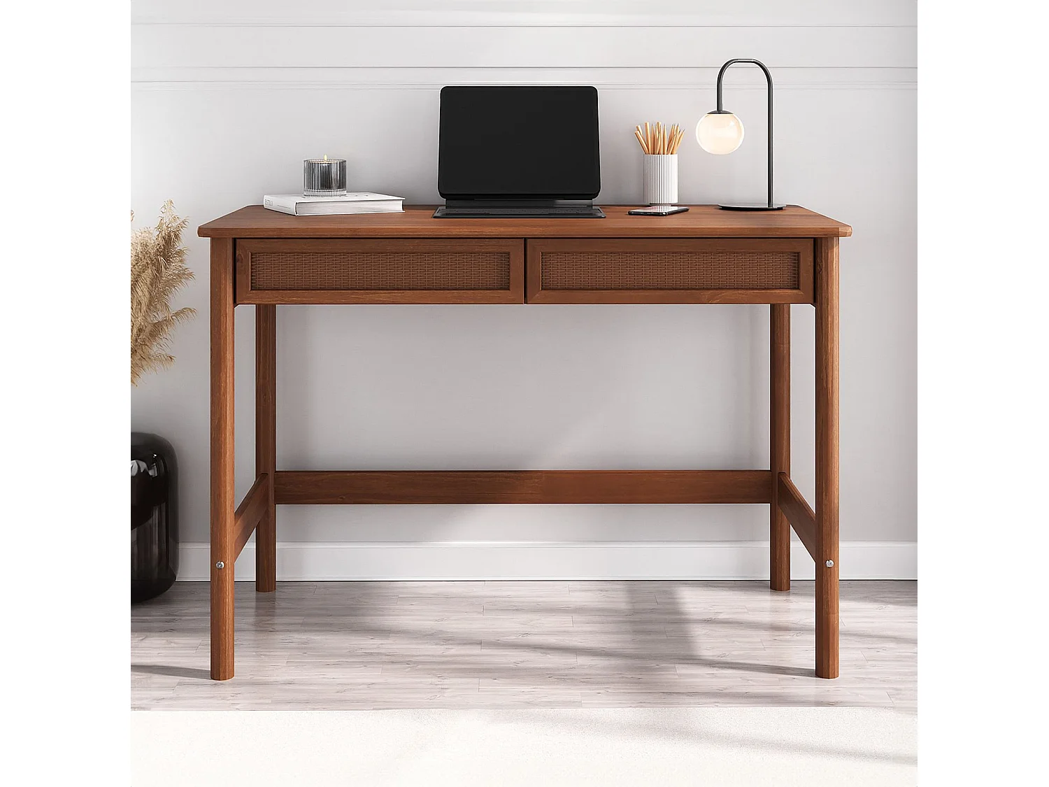 Bureau RODRIGO droit H 76 cm en bois massif coloris châtaignier avec rangement 2 tiroirs, idéal pour le télétravail