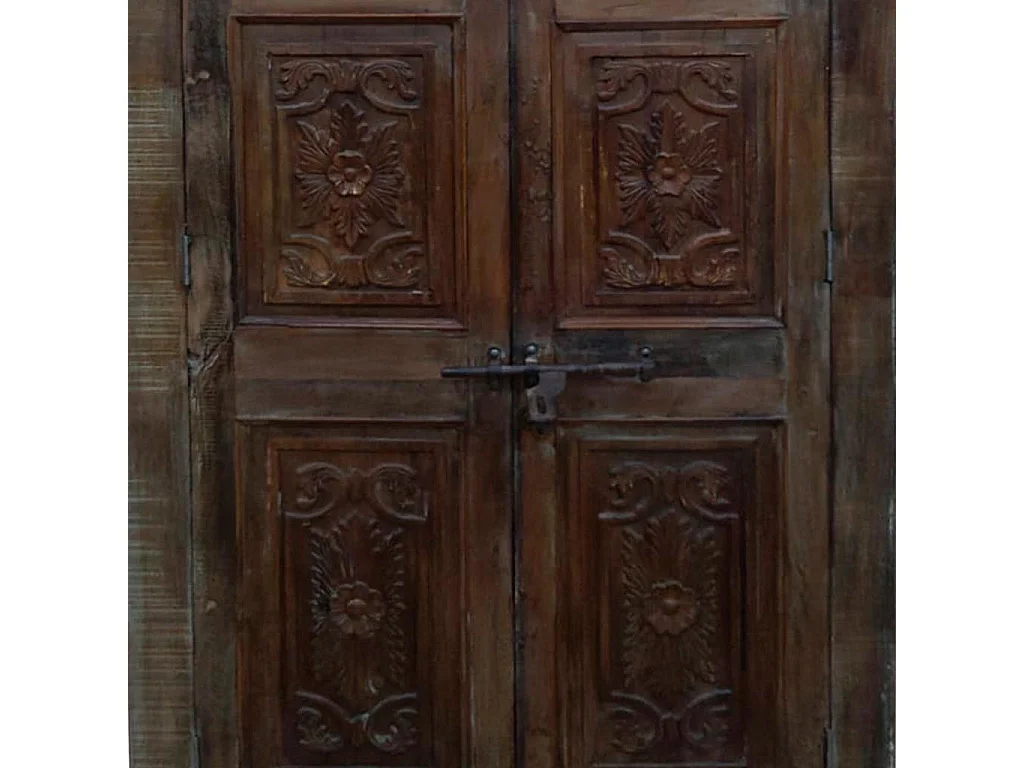 Brauner Holzschrank 122x45x220h cm