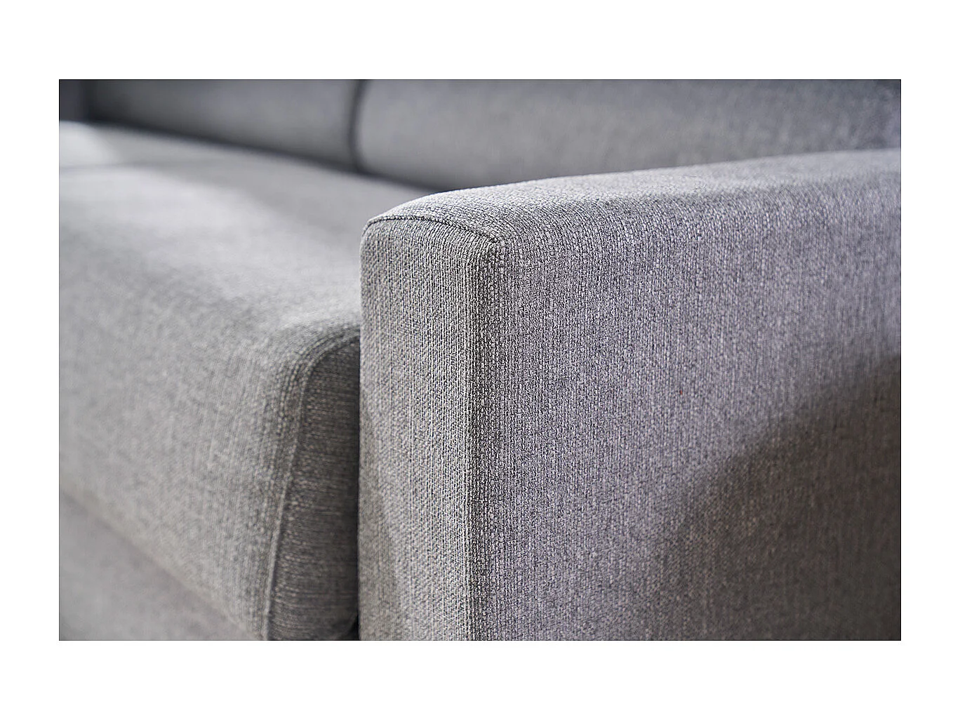 Sofá convertible gris claro con colchón 18 cm y reposacabezas ajustables NORO