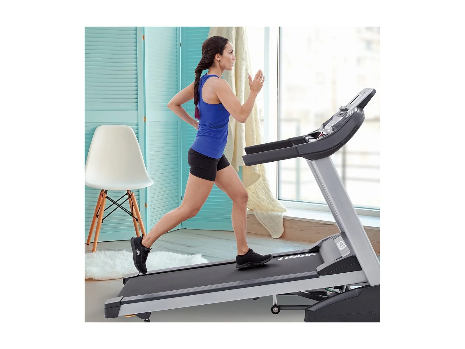 Spirit Gemotoriseerde loopband XT185 16KM/H - Fitness