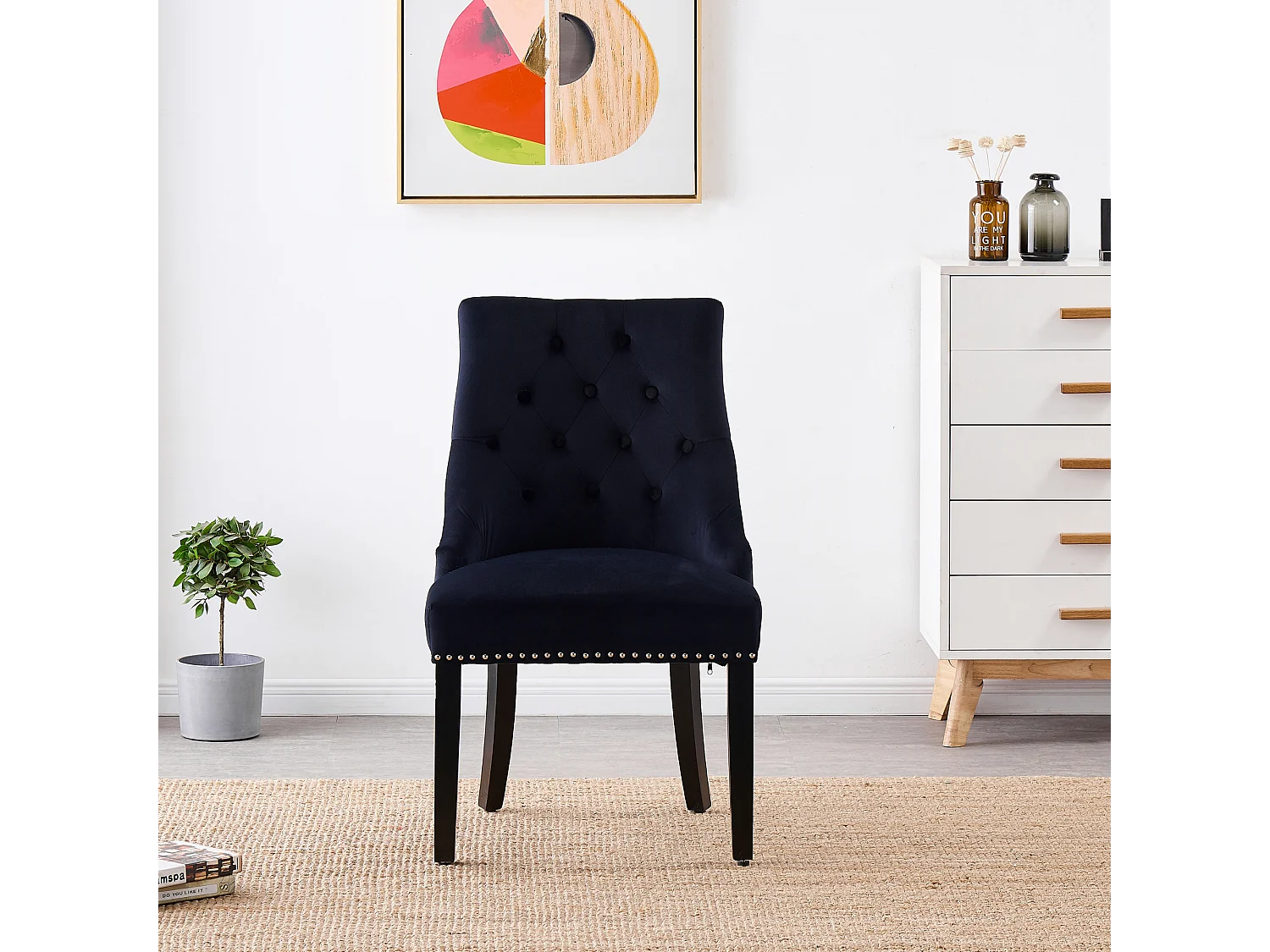 Einzelner Windsor-Esszimmerstuhl – Plüsch-Samtpolsterung und stabile Beine aus Massivholz – perfekt für Ihr Esszimmer und Wohnzimmer – Schwarz