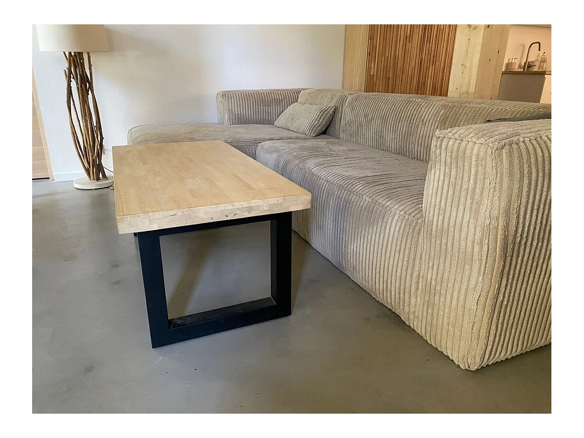 MATIKA - Table basse relevable en bois de chêne et acier noir