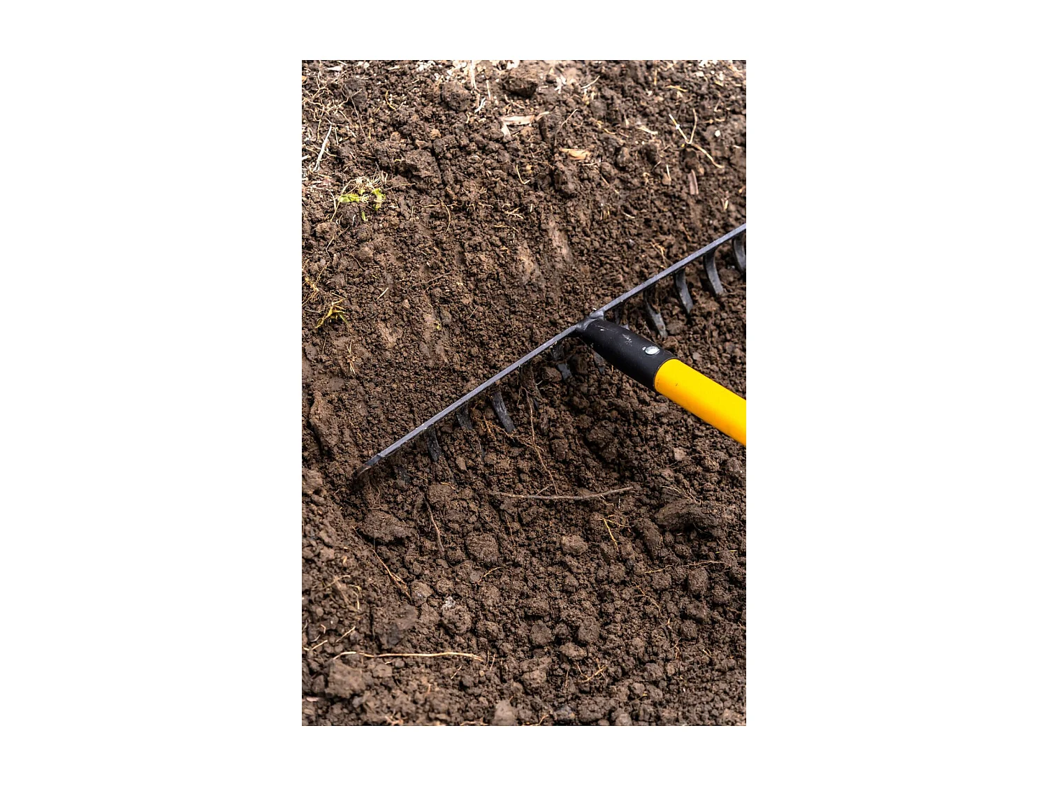 Gartenrechen - Suan - 14 Zinken - Stiel aus Glasfaser - Abmessungen: 150 x 40 x 8,6 cm