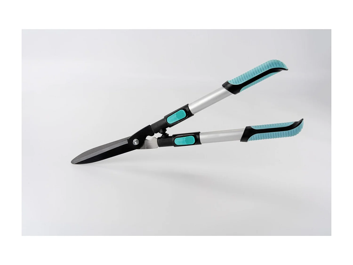 Rechte heggenschaar - Suan - Telescopische handgreep - Afmetingen : 62-80 x 19-25 x 3 cm