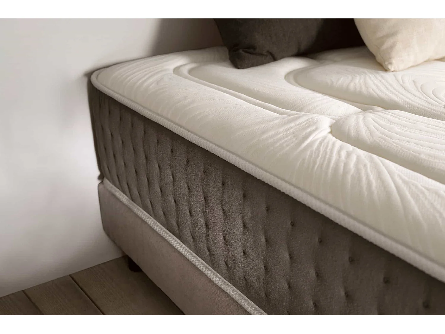 Matelas Mousse à memoire de forme King Max Multizone - 135X200, 30cm - Moonia