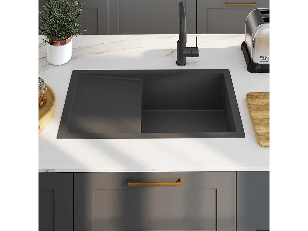 Handgefertigte Küchenspüle aus schwarzem Edelstahl