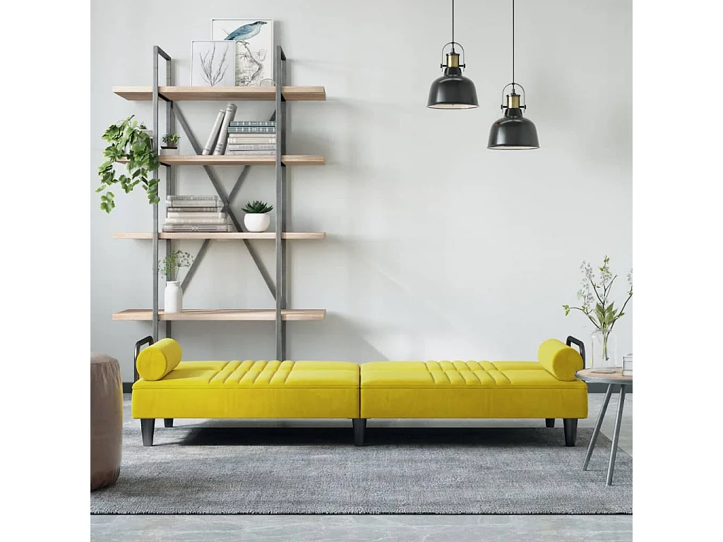 Sofá-cama de veludo amarelo com braços