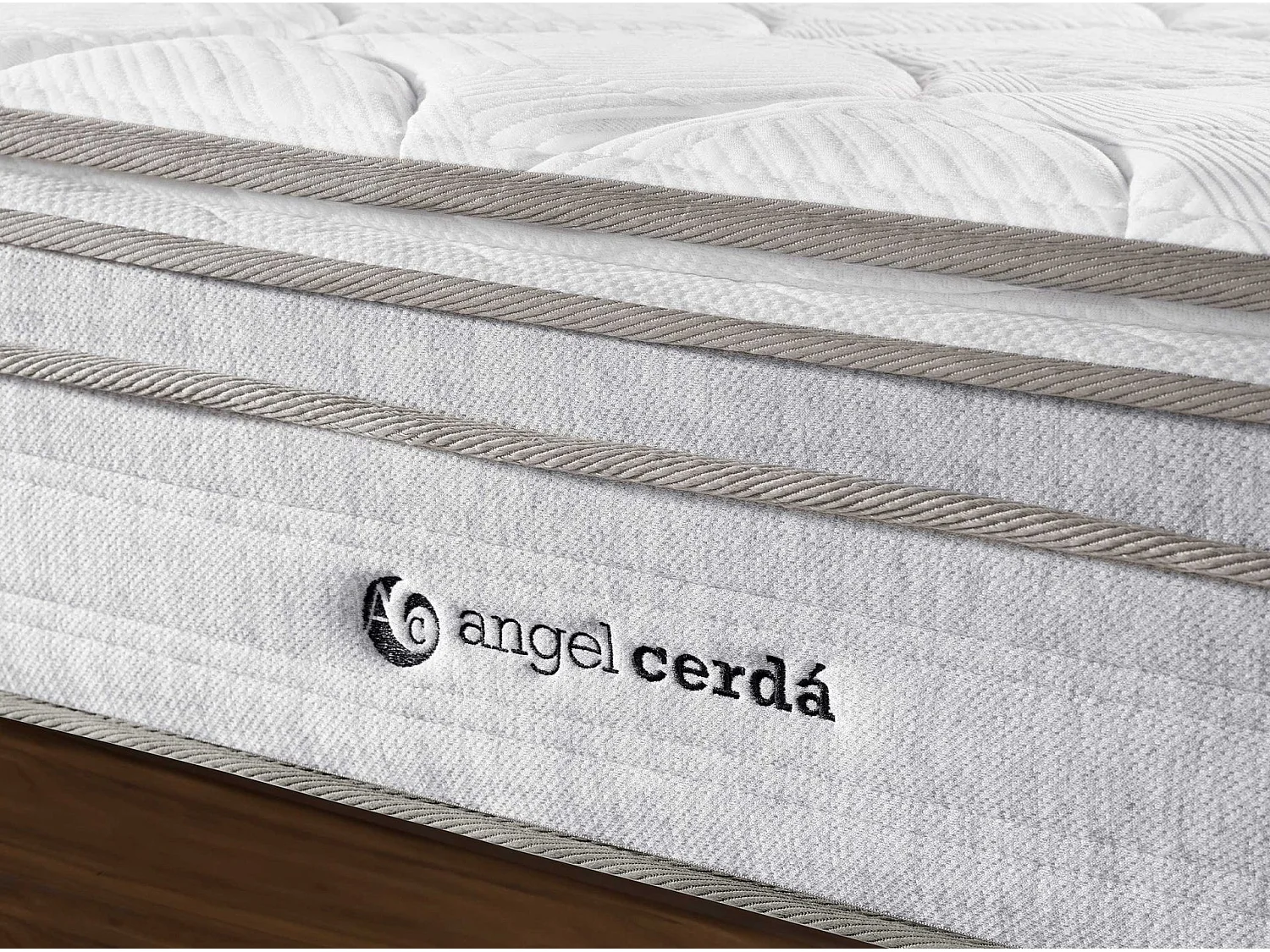 Hybridmatratze mit Taschenfedern und Viskoelastik 180 x 200