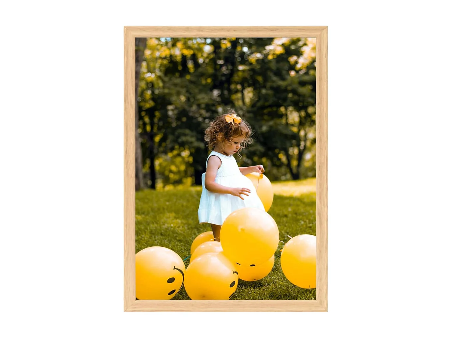 Collage van fotolijsten 5 stuks wandtafel Licht eiken 70x90 cm