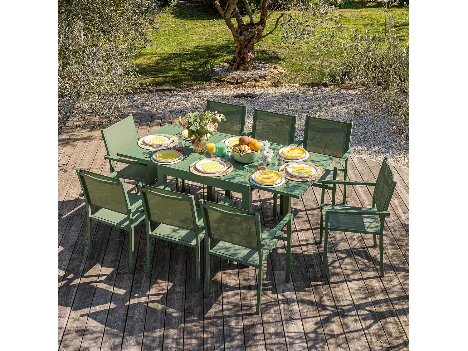 Salon de jardin VENEZIA extensible 90/180 en textilène vert sauge 8 places - aluminium vert sauge - HAPPY GARDEN