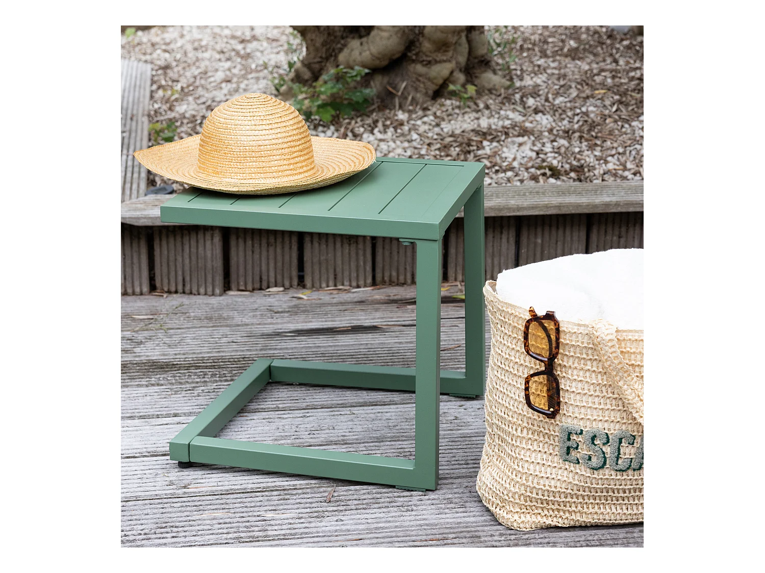 Table d'appoint BARBADOS en aluminium vert sauge - HAPPY GARDEN