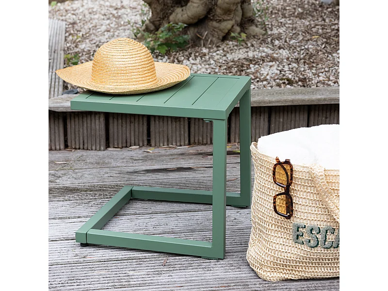 Table d'appoint BARBADOS en aluminium vert sauge - HAPPY GARDEN