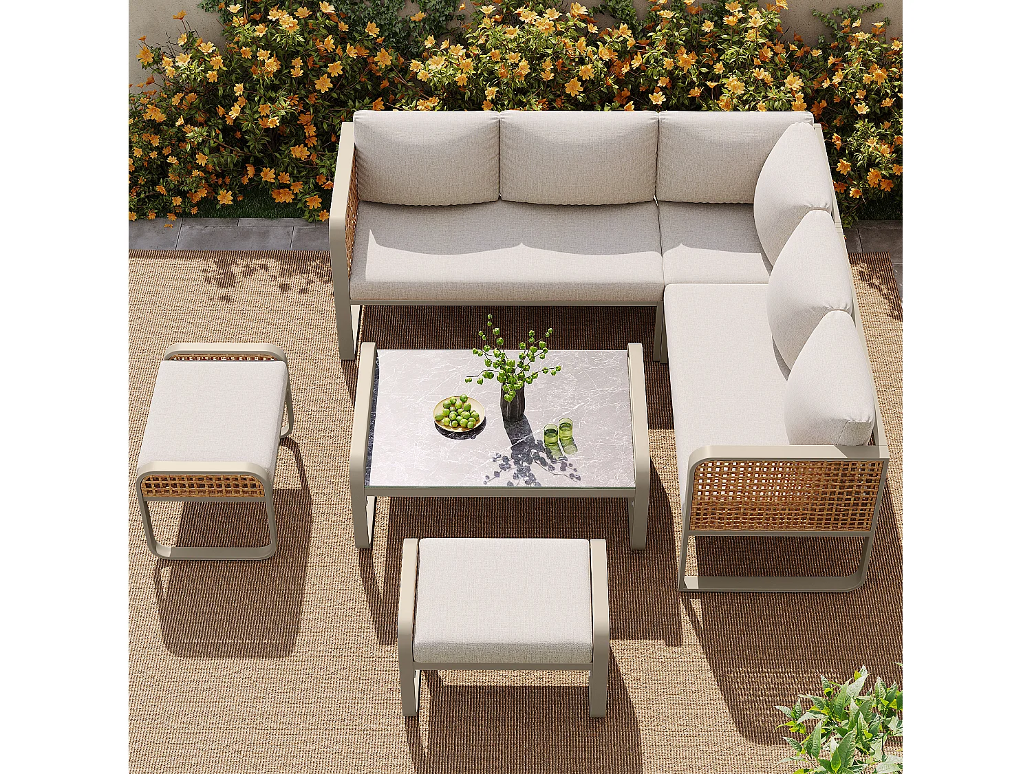 Arredo da giardino componibile in ferro zincato: 1 divano 3 posti + 1 divano 2 posti + 2 sgabelli + 1 tavolino - Beige