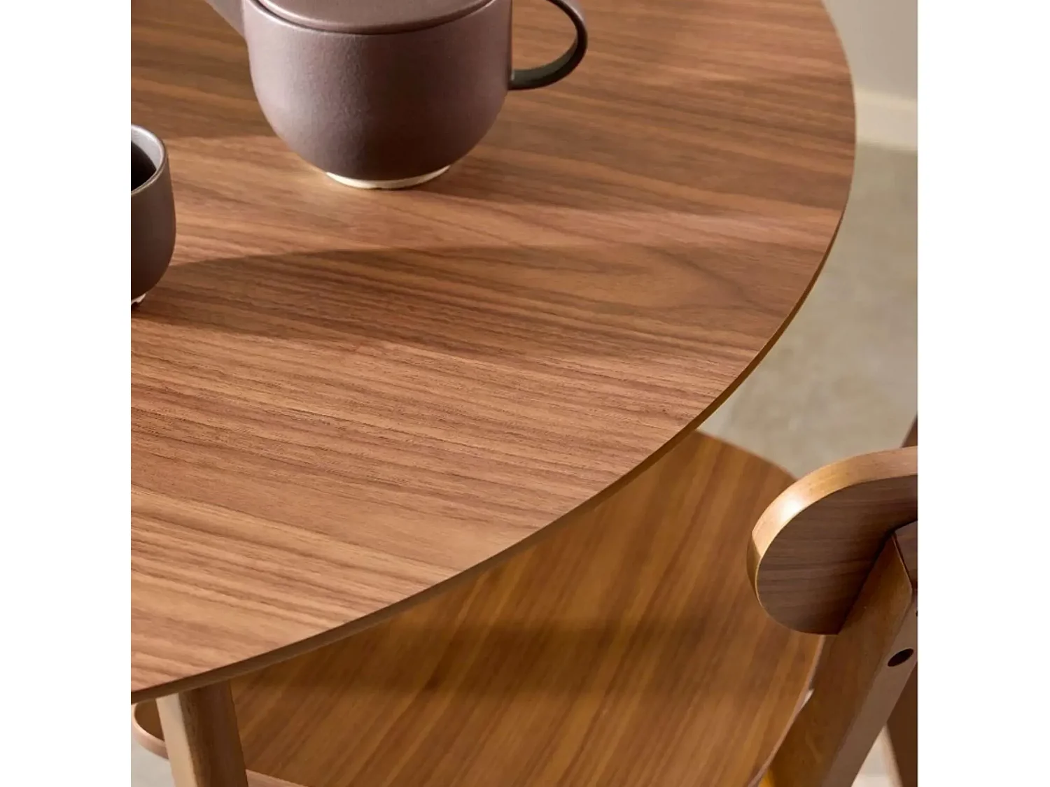 Table ronde en bois noyer D105 + 4 chaises noyer - LETA