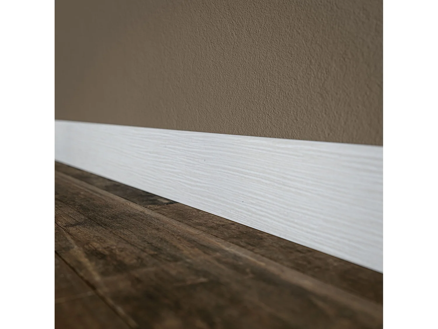 Plinthe MDF 2 m - Pin blanc - Lot de 5 - 100 x 10 mm