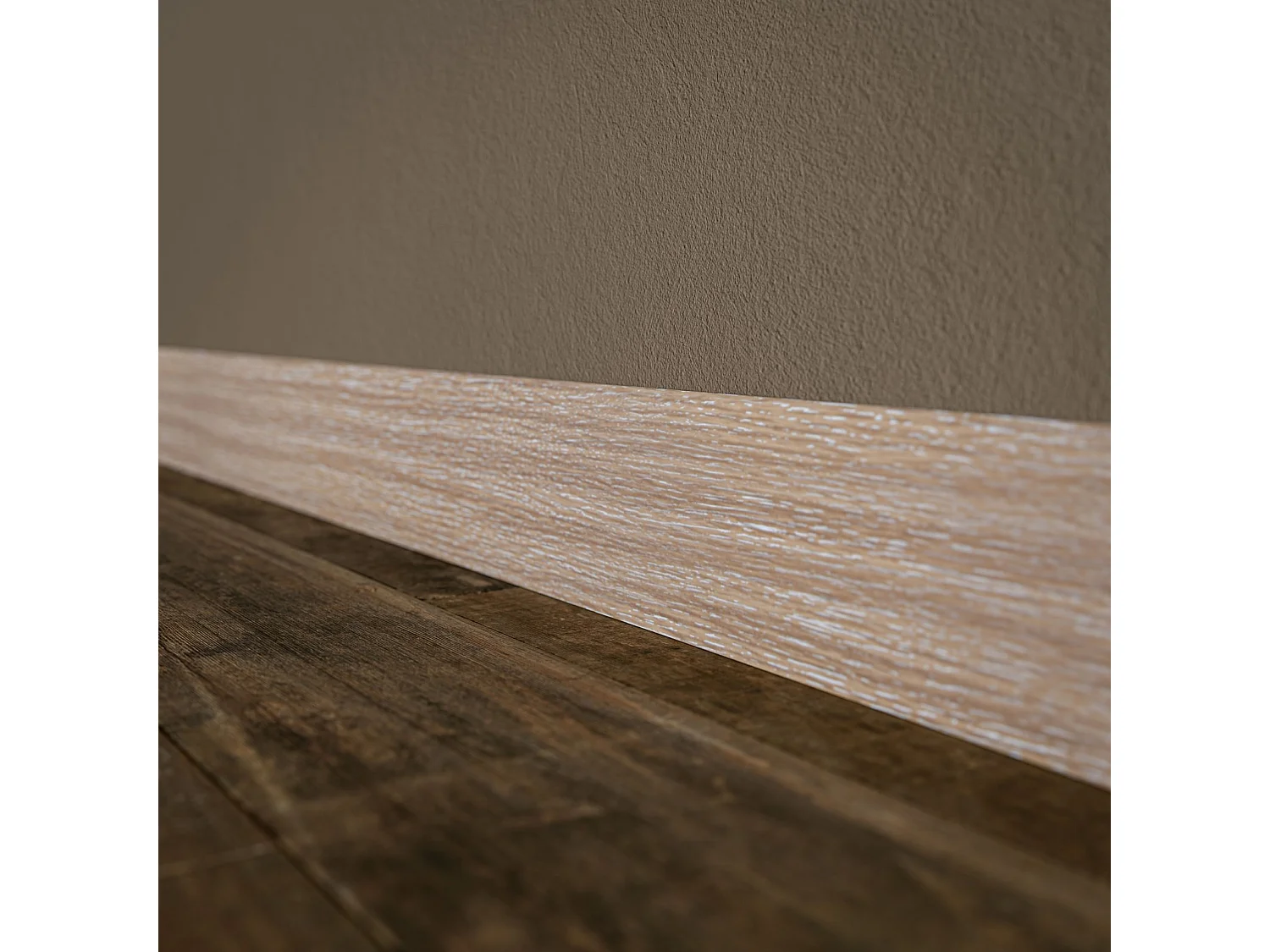 Plinthe MDF 2 m - Chêne Cérusé - Lot de 5 - 100 x 10 mm