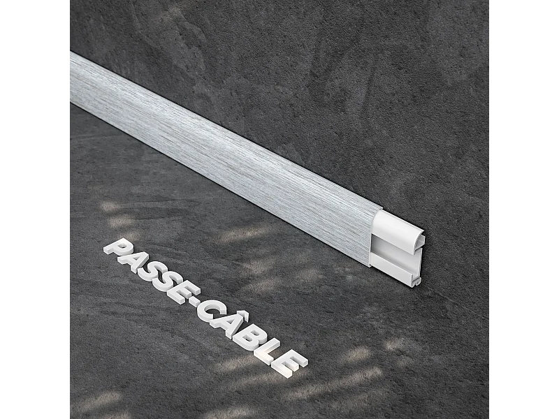 Plinthe Passe-Câble PVC 50 mm - Chêne de Wallonie - 2.60 m, Lot de 5