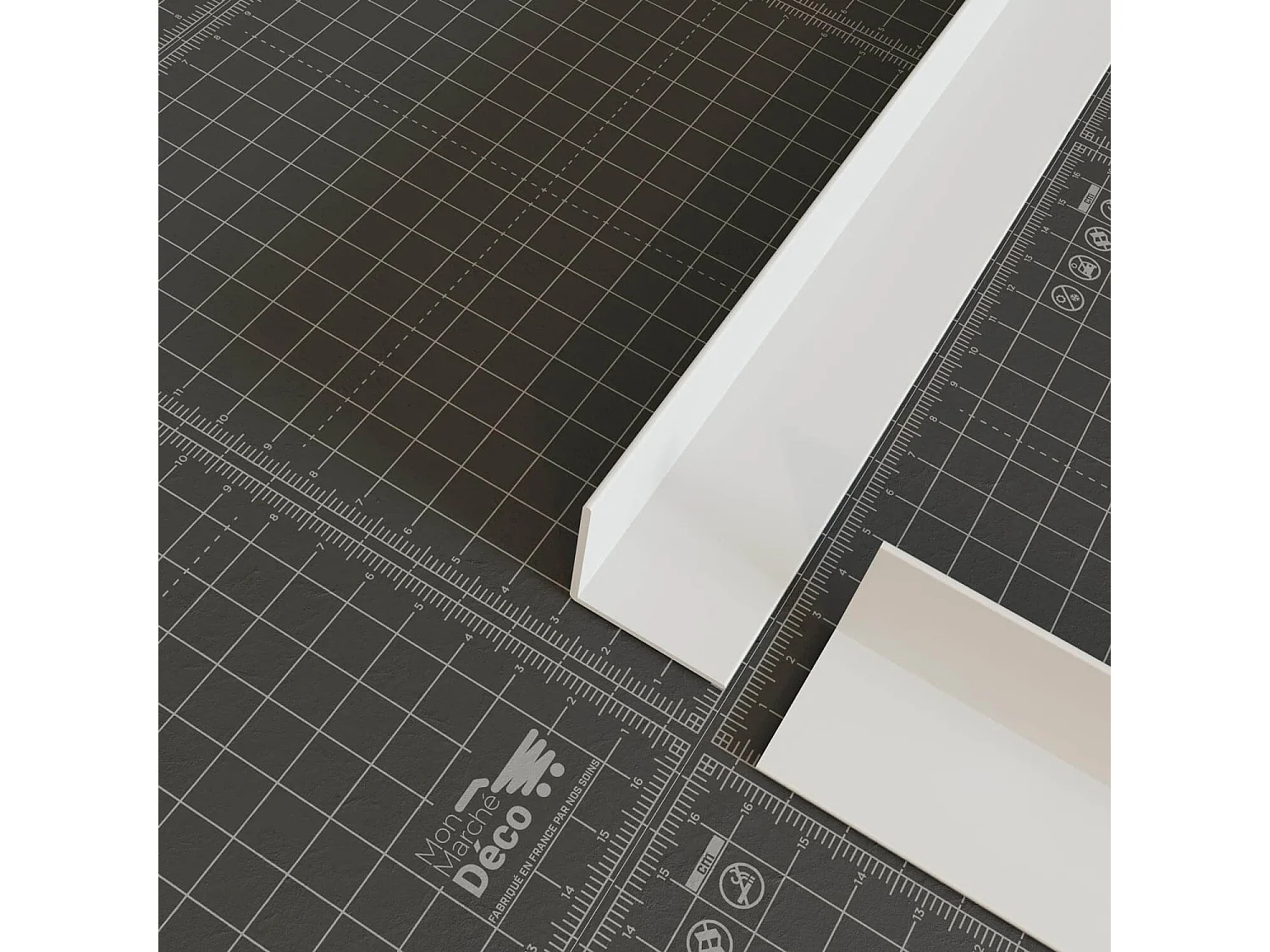 Cornière PVC - Longueur 2.60 m - Blanc - 3 x 3 cm