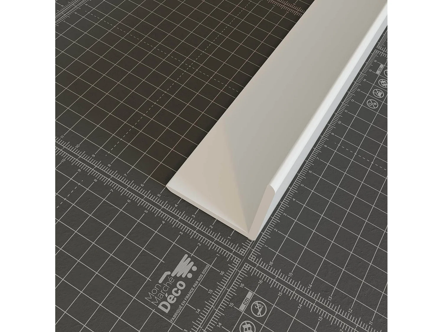 Baguette d'Angle PVC Cellulaire 50 mm - Longueur 2.50 m - Blanc - Lot de 5