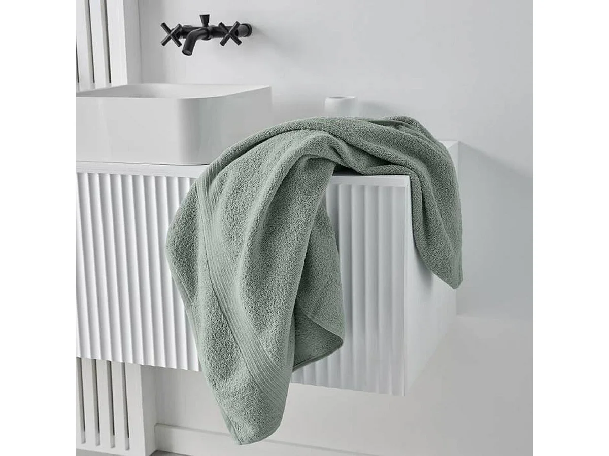 10 serviettes de toilette 50 x 90 cm 100% Coton coloris céladon