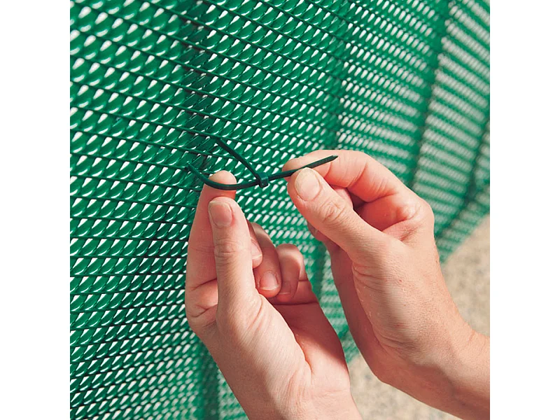 BRIDAS DE FIJACION 19 CM VERDE NORTENE 1 X 2M