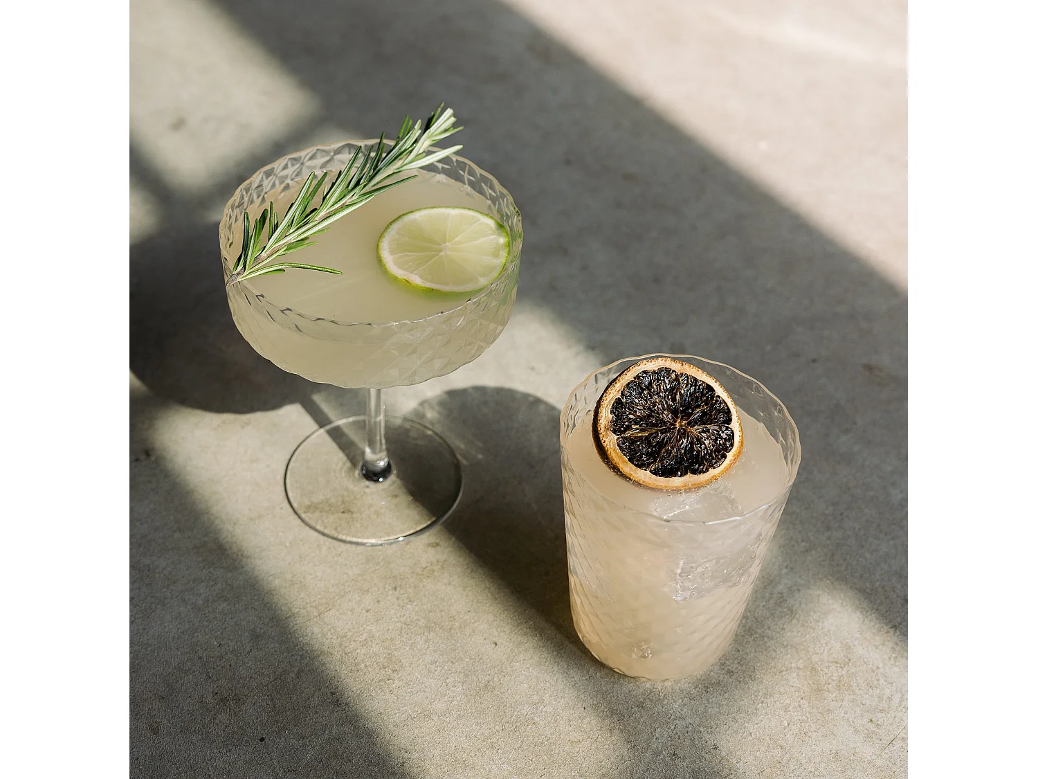 Coppa Set 4pcs Gobelet 25 cl Verre pour Cocktails et Vins Aromatiques, Verre, Design Élégant Zafferano Fabriqué en Italie