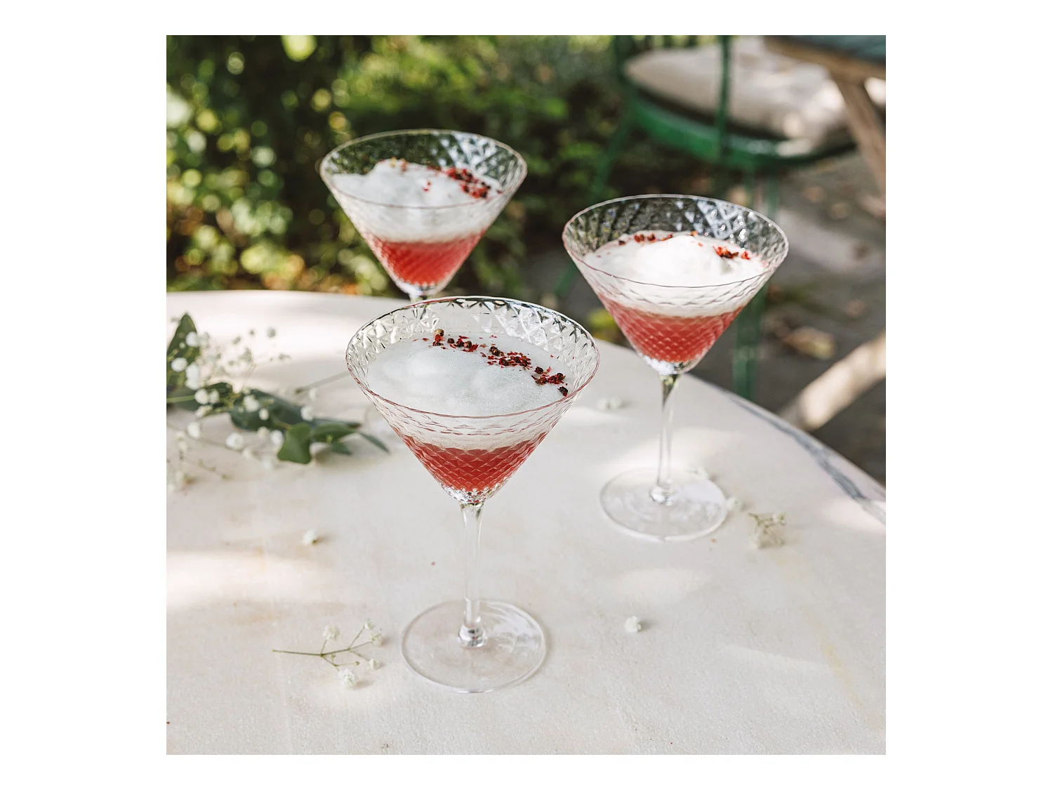 Martini Set de 4 pcs Gobelet 23 cl Verre pour Cocktails et Vins Aromatiques, Design Élégant Zafferano Fabriqué en Italie