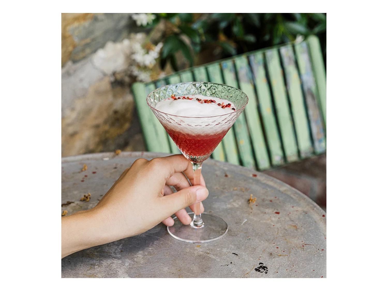 Martini Set de 4 pcs Gobelet 23 cl Verre pour Cocktails et Vins Aromatiques, Design Élégant Zafferano Fabriqué en Italie