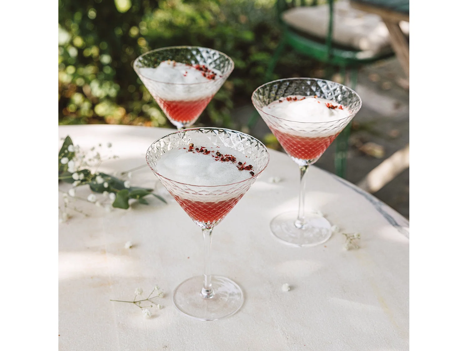 Martini Set de 4 pcs Gobelet 23 cl Verre pour Cocktails et Vins Aromatiques, Design Élégant Zafferano Fabriqué en Italie