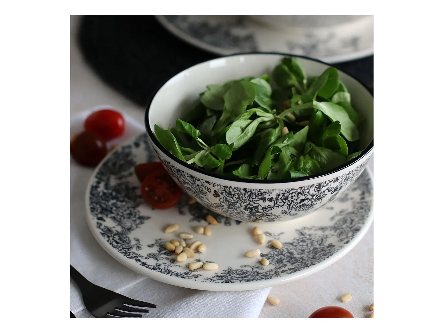 Novastyl - Lot6 Assiettes A Dessert Florali 19.5cm En Gres Decor Noir