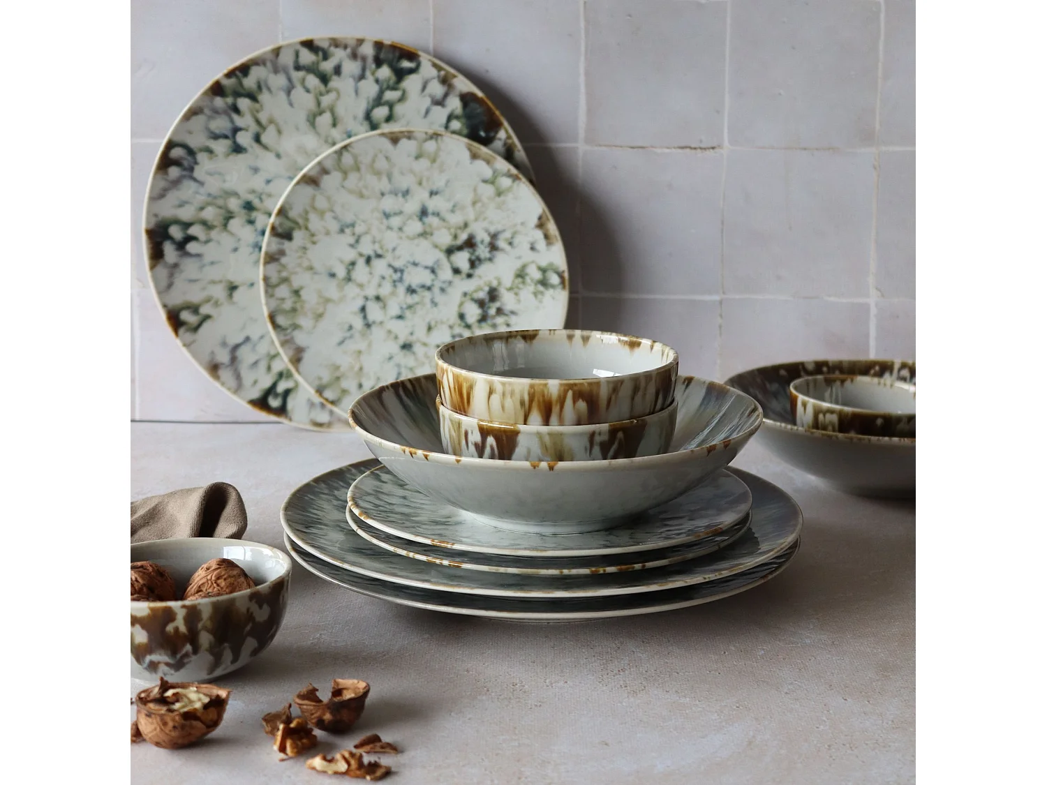 Novastyl - Lot 6 Assiettes Grande Calotte Maka Porcelaine 26cm