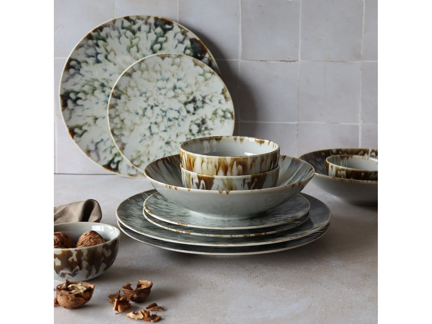 Novastyl - Lot 6 Assiettes Grande Calotte Maka Porcelaine 26cm