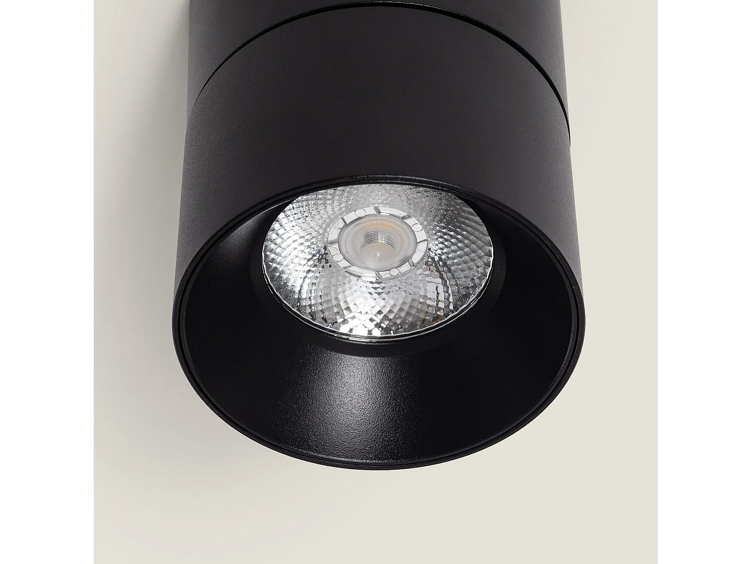 Applique LED Aluminium Ronde New Onuba 15W Noire 4000K Blanc neutre