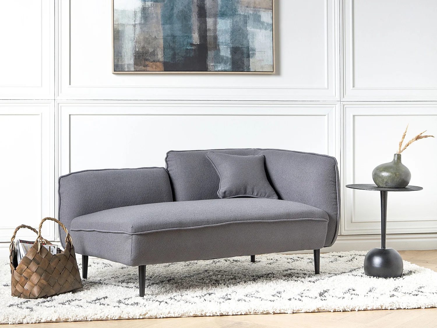 Chaiselongue Bouclé grau rechtsseitig mit Kissen Metallgestell modern Chevannes