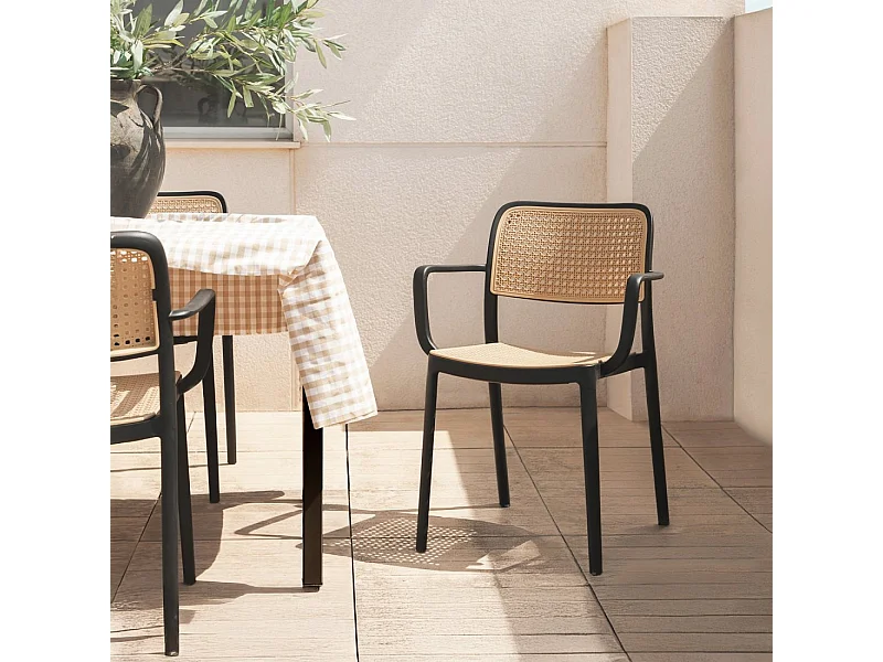 Silla de exterior de Plástico Negro 81 x 57- Kaira