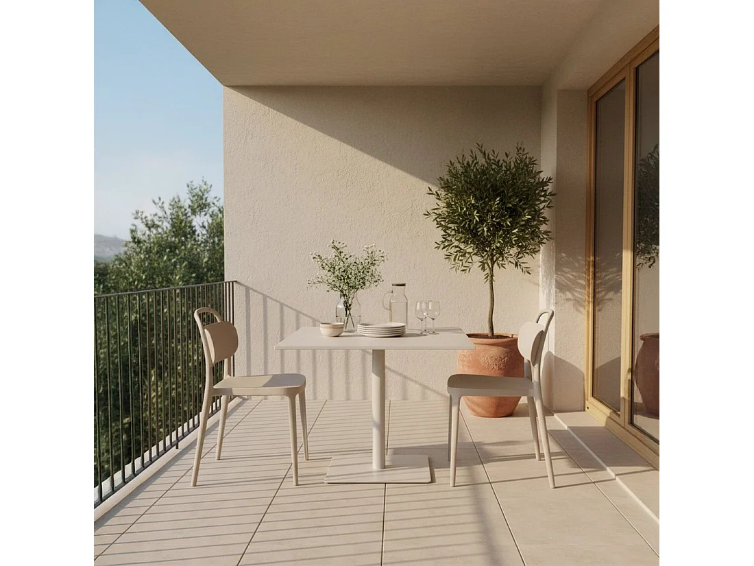 Chaise d'extérieur en plastique beige 47x78 cm-Edda