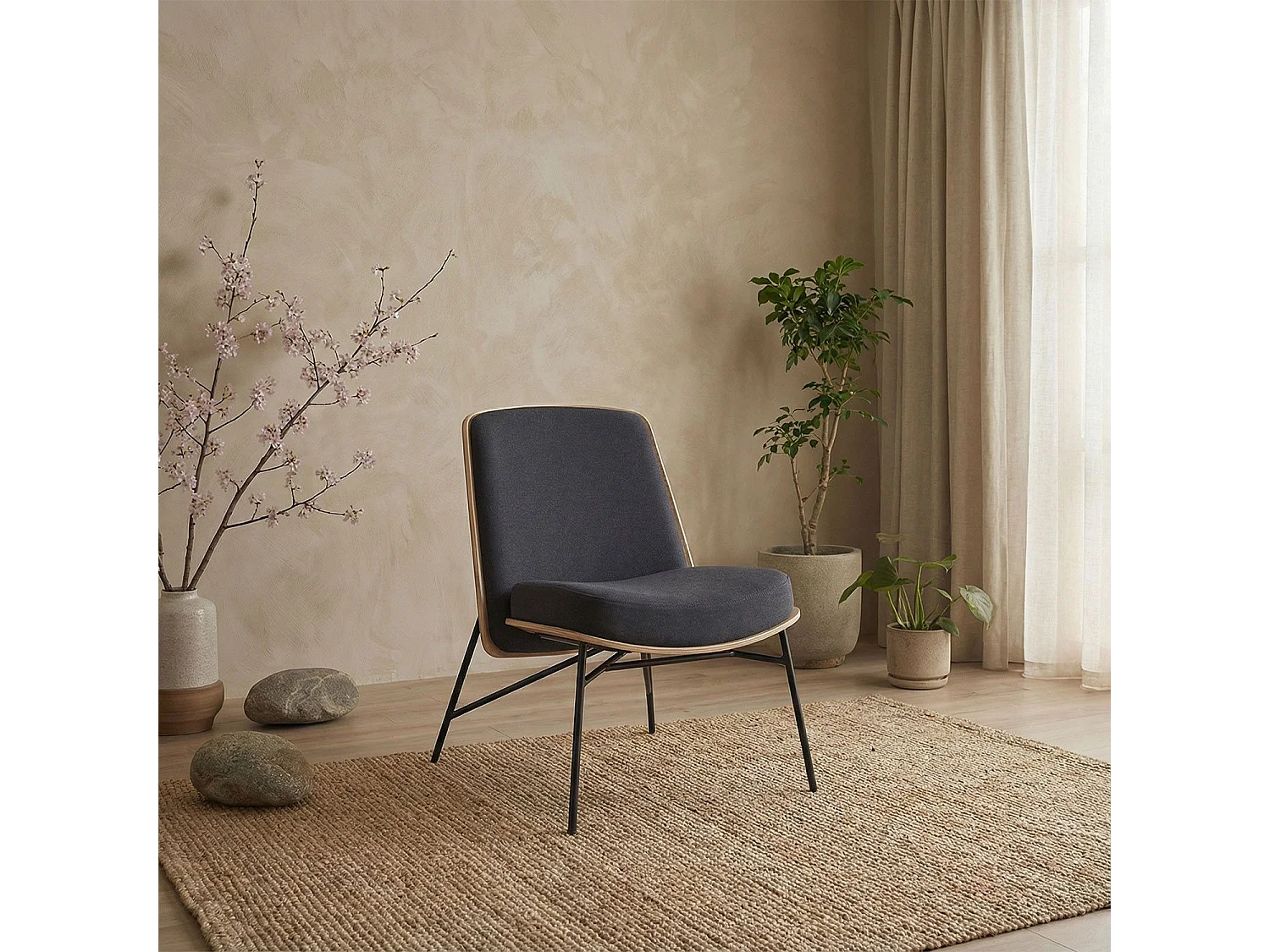 Fauteuil moderne Gauguin Bois clair et Tissu noir