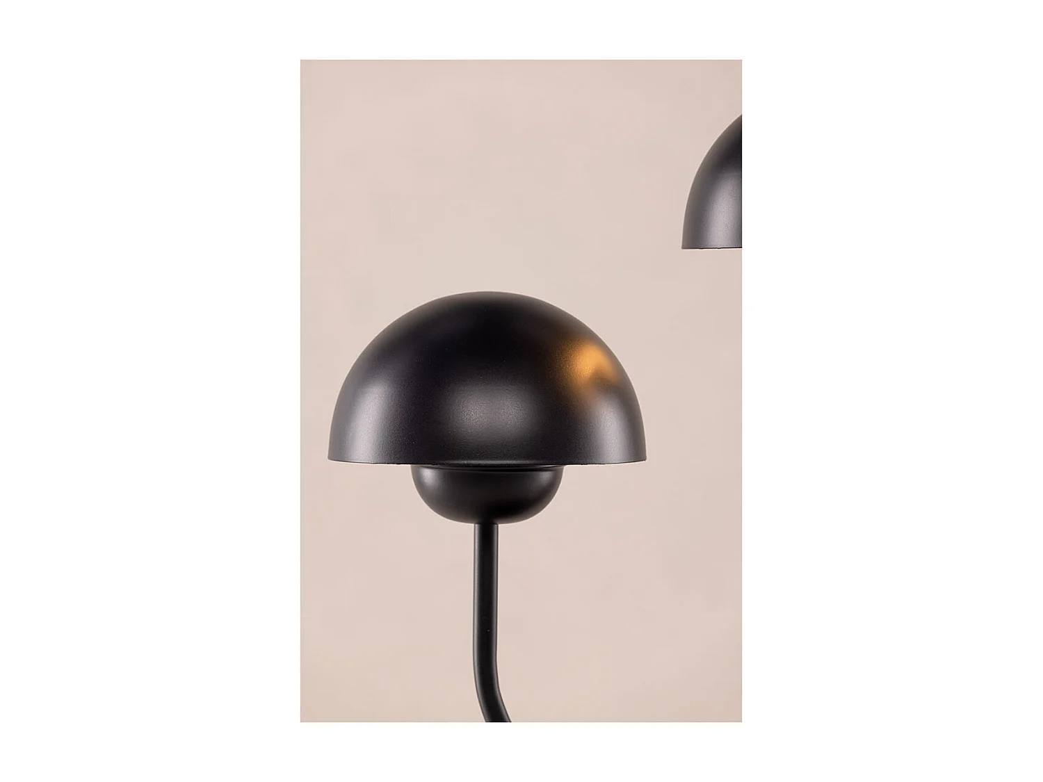 Lyckorna Beleuchtung Tischlampe 31,5x15x38cm schwarz.