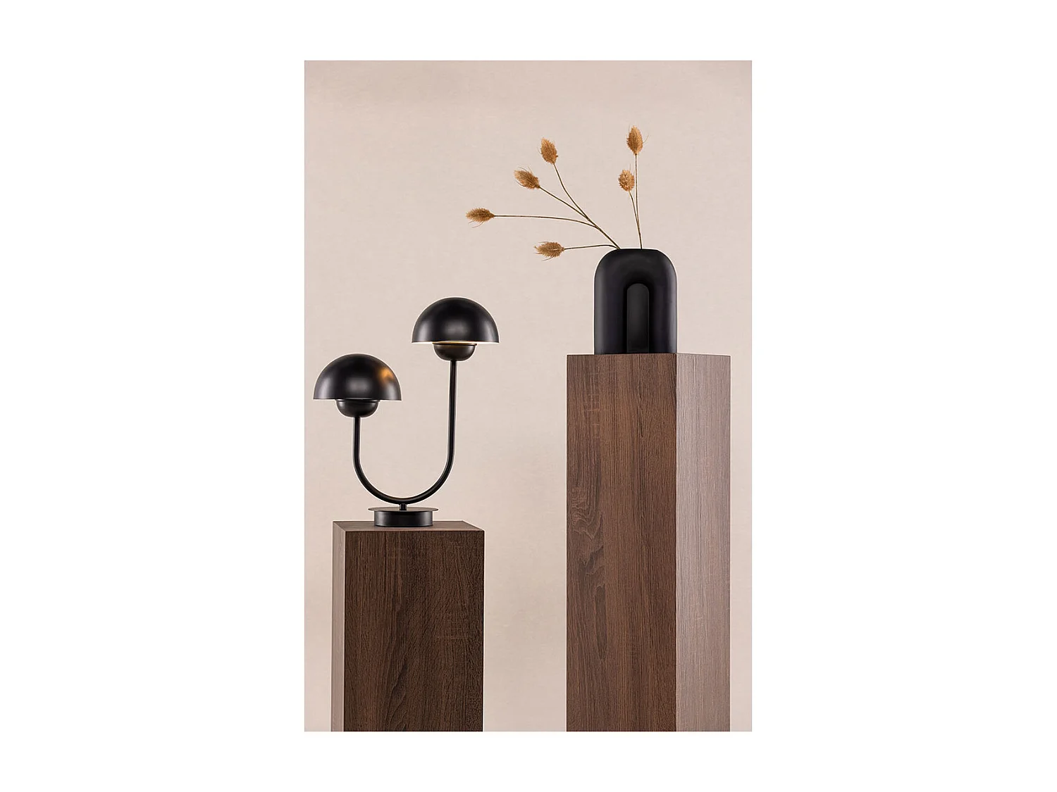 Lyckorna Beleuchtung Tischlampe 31,5x15x38cm schwarz.