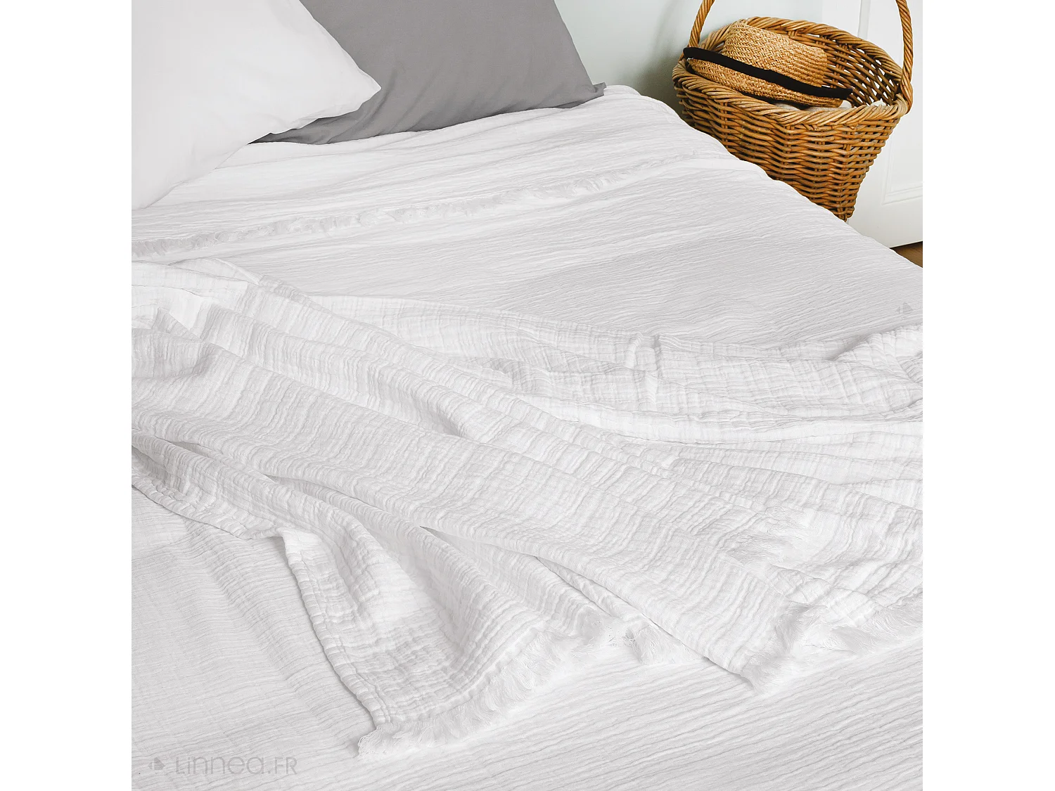 Dessus de lit frange 270x250 cm BREHAT 100% gaze de coton blanc