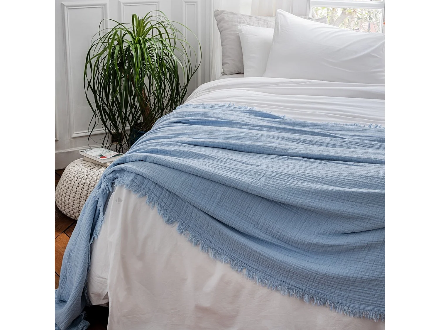 Dessus de lit 270x250 cm BREHAT 100% gaze de coton bleu ciel