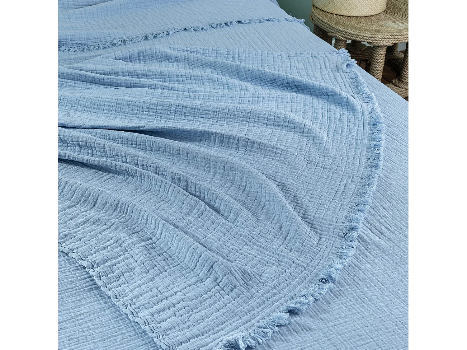 Dessus de lit 270x250 cm BREHAT 100% gaze de coton bleu ciel
