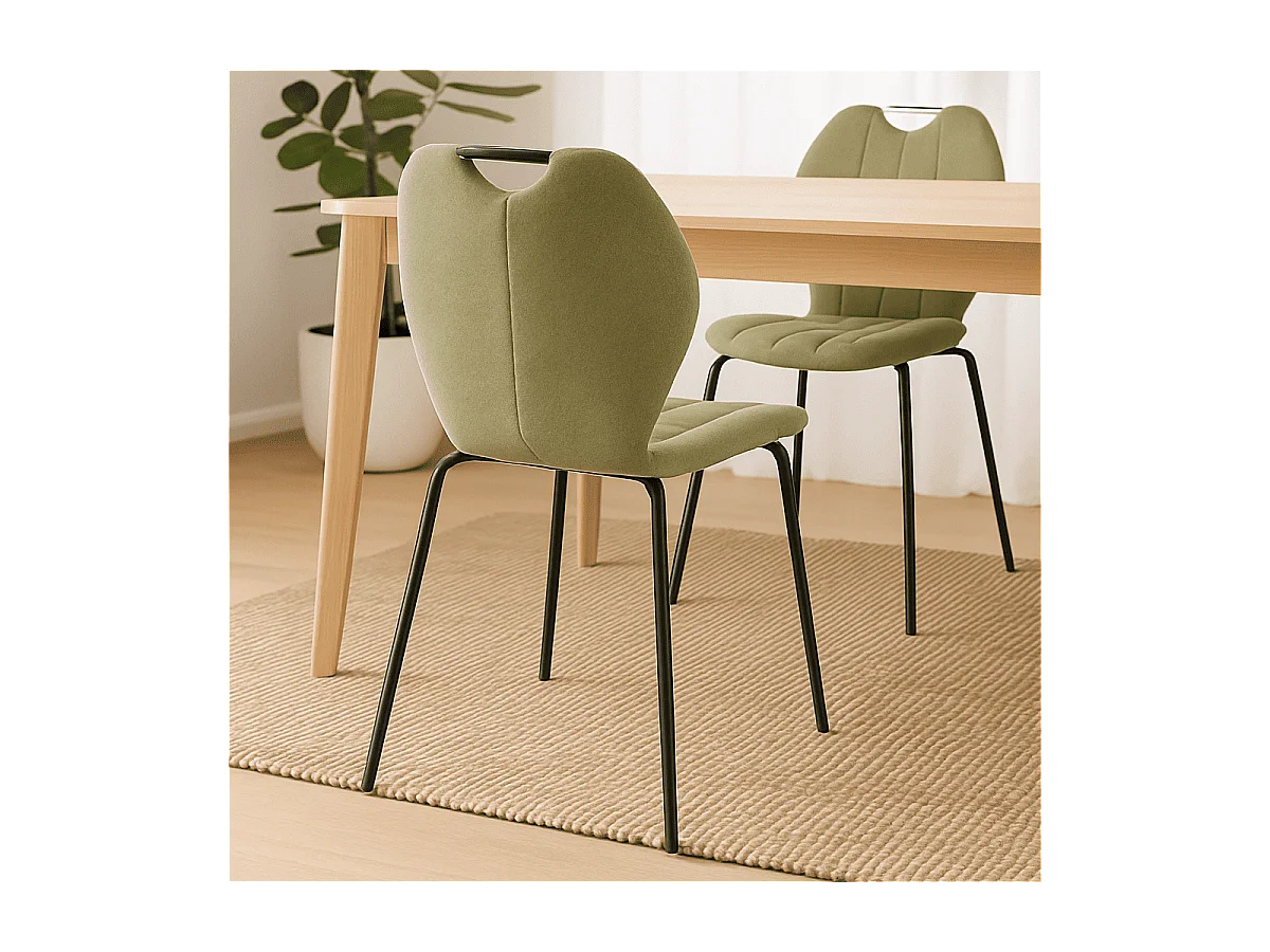 Set aus 4 Stühlen aus Stoff mit schwarzen Metallbeinen L48 cm - MULI