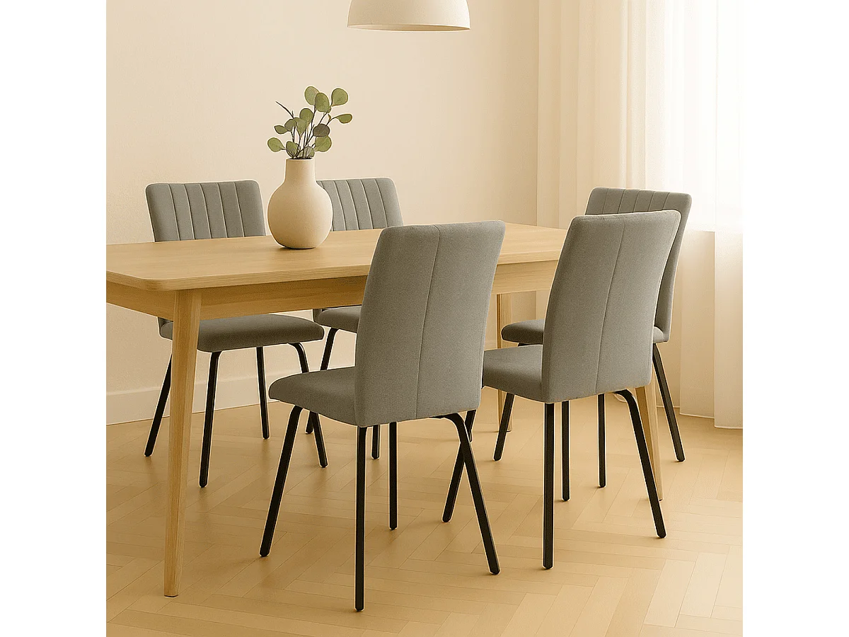 Lot de 4 chaises en tissu avec pieds en métal noir L47,5 cm - PRETTY