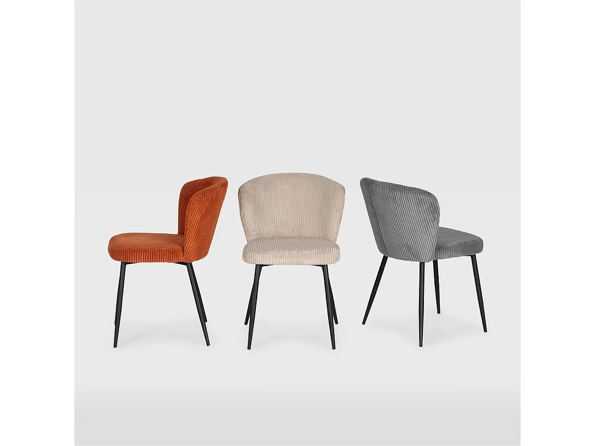 Lot de 4 chaises en velours côtelé avec pieds en métal noir L47 cm - MEGAN