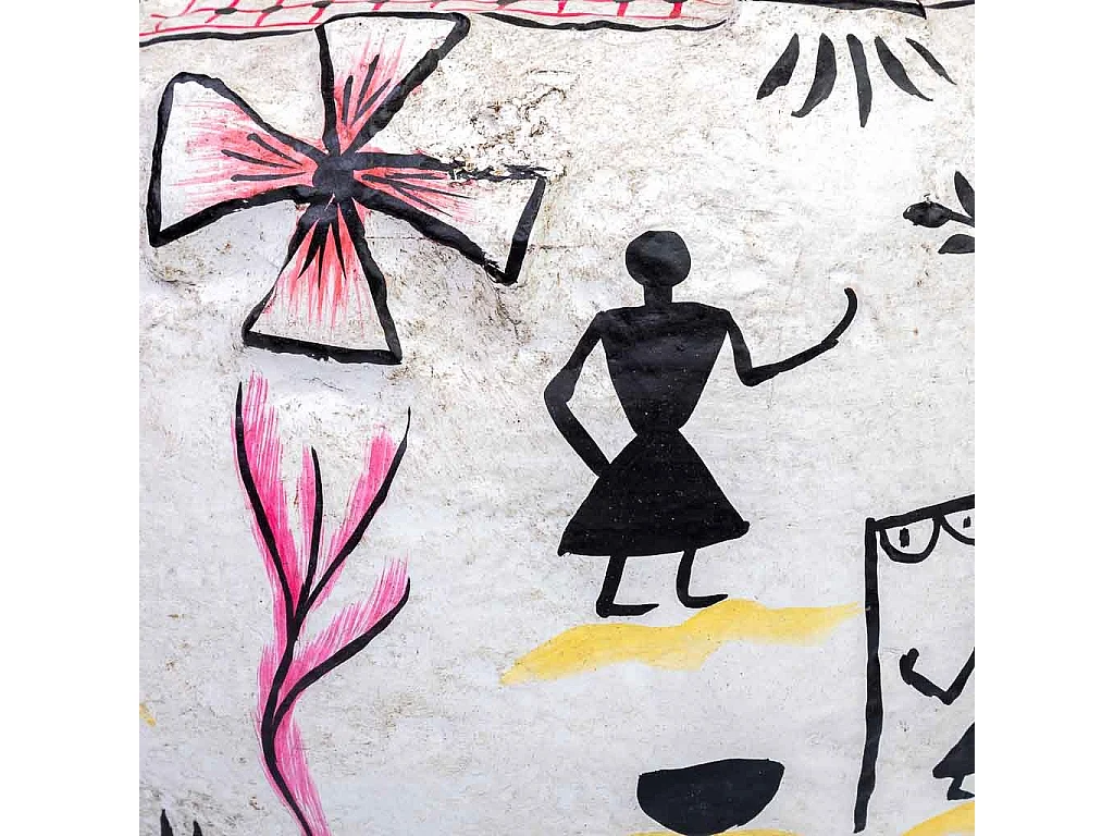 Vaso in cartapesta bianco dipinto a mano 27x27x27h cm