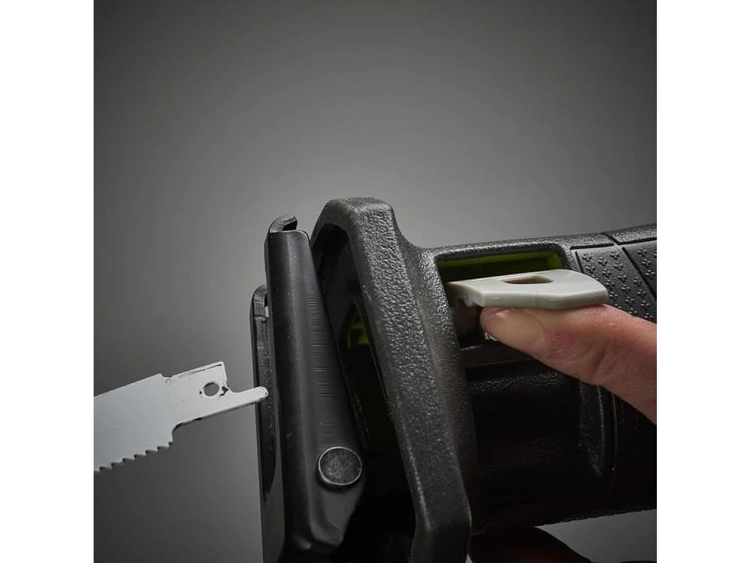 Sega a sciabola RYOBI 18V