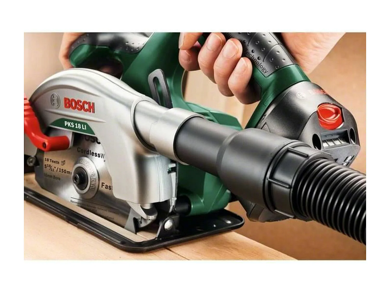 Sierra circular inalámbrica de Bosch - PKS 18 Li (sin batería o cargador)