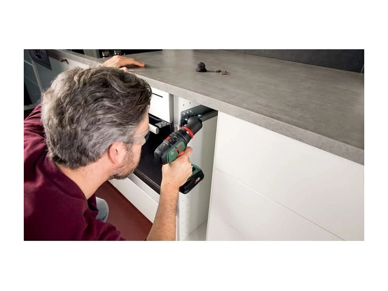 Bosch Bohrschrauber 1 Ladegerät AL 1830 HP