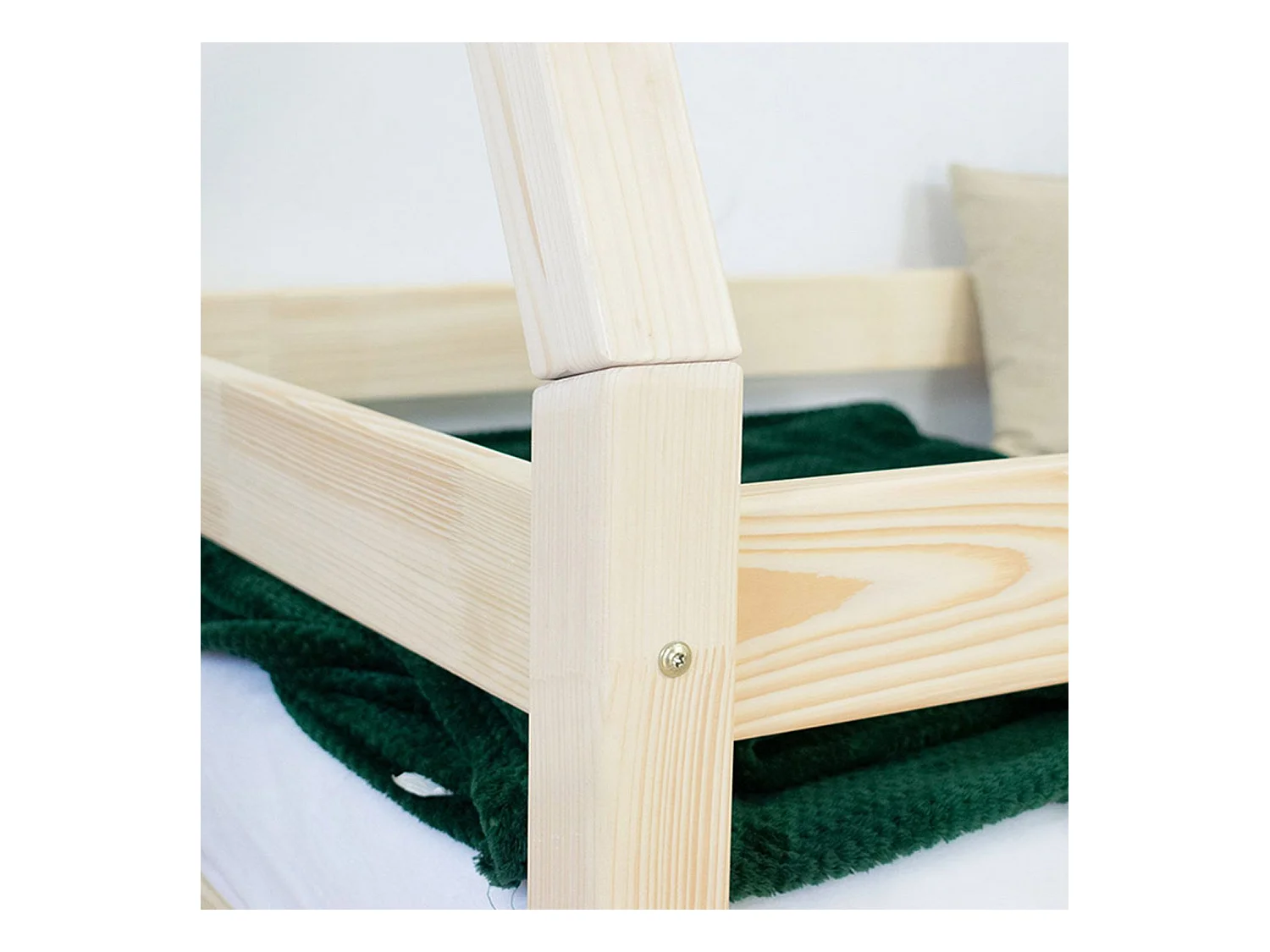 Lit cabane enfant NAKANA 140 x 200 rouge brique